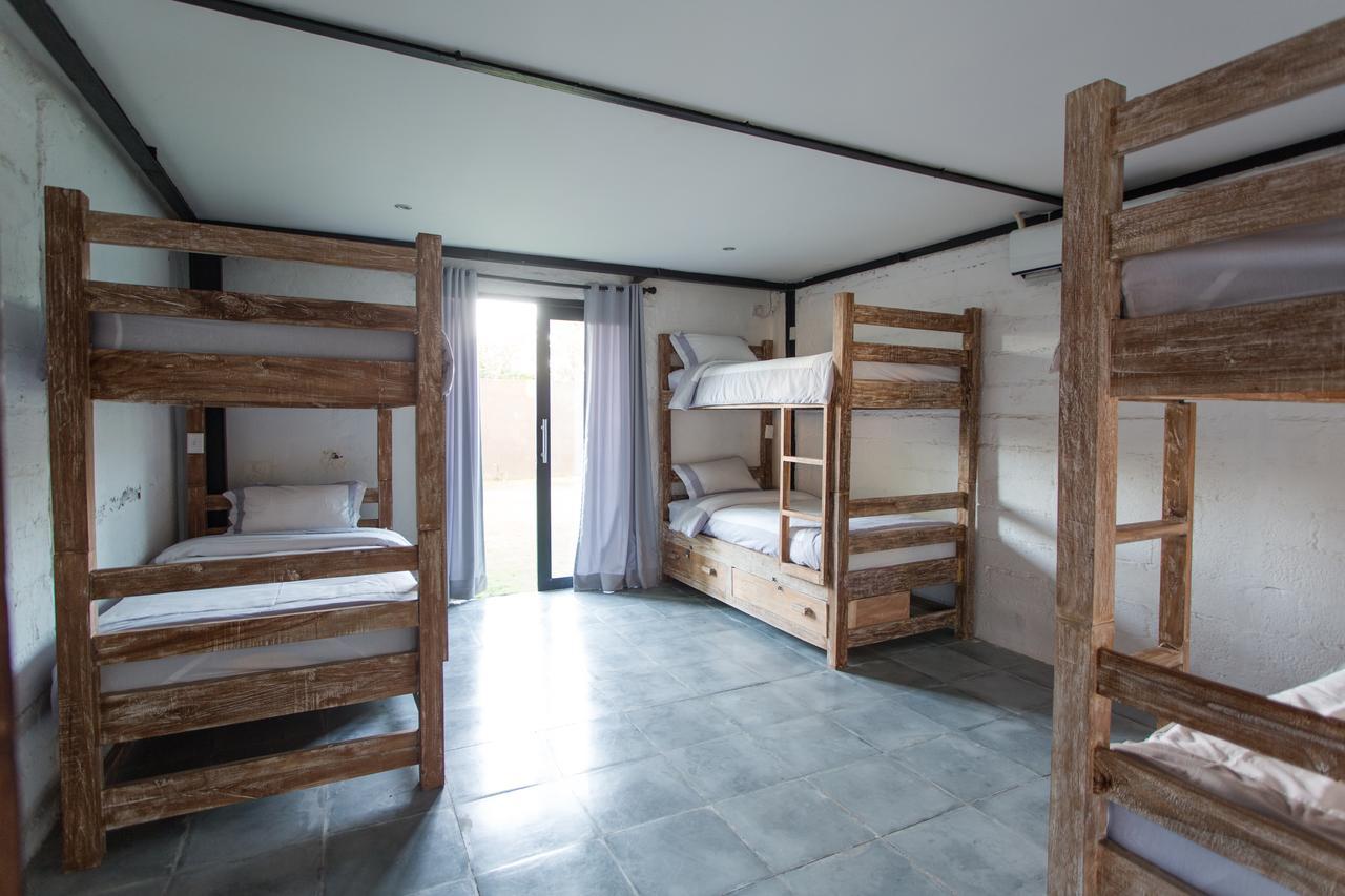 Takeoff Surf Camp & Hotel Canggu Екстериор снимка