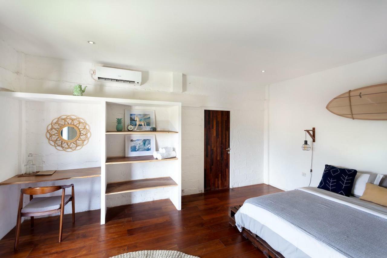 Takeoff Surf Camp & Hotel Canggu Екстериор снимка